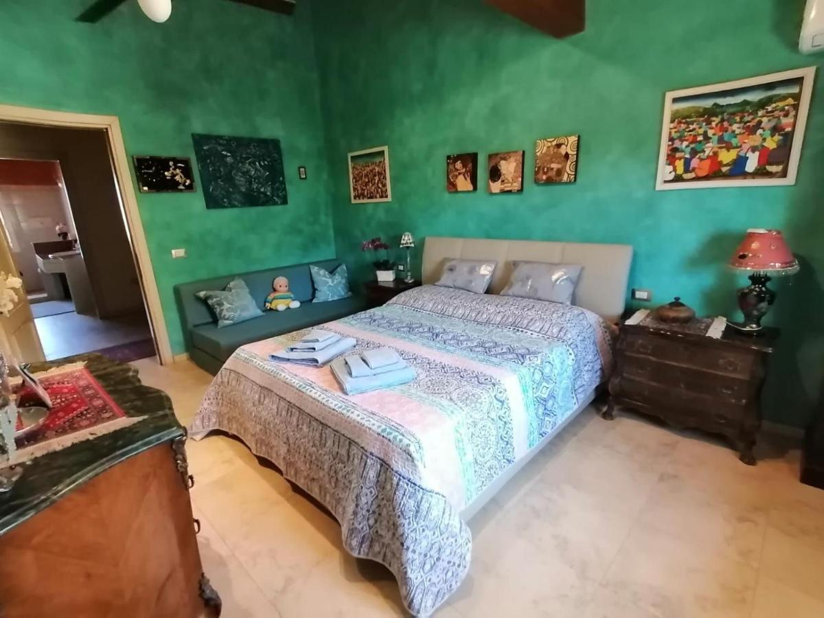 Orange Bed & Breakfast *
